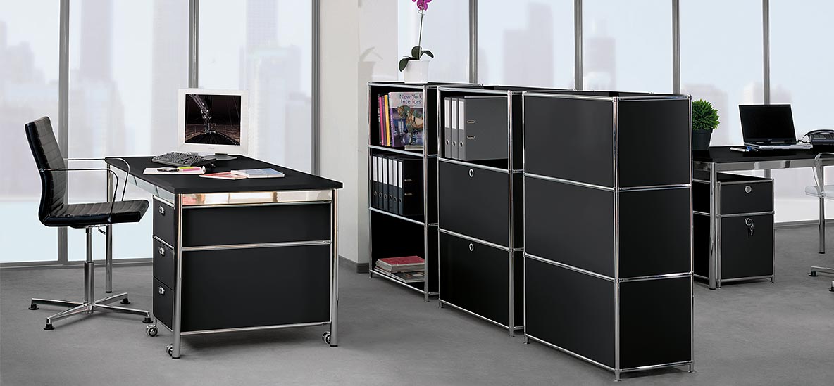 Möbelprogramm System4 Schwarz